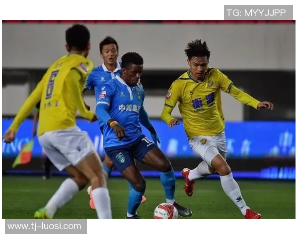 支云与申鑫的精彩对决展现足球魅力与团队精神的较量