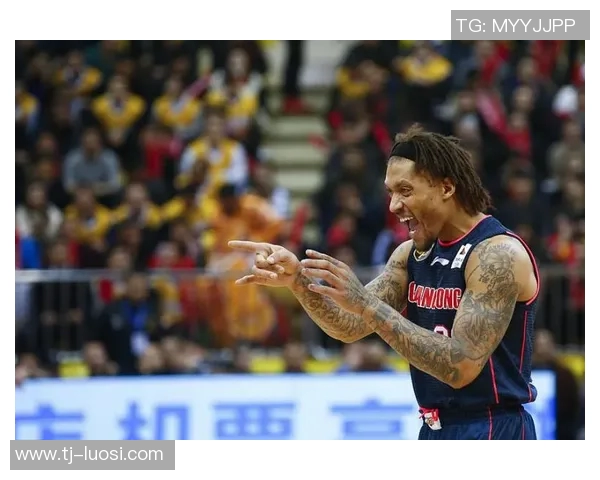 比斯利山东队对决广东队全力争胜精彩瞬间回顾与分析