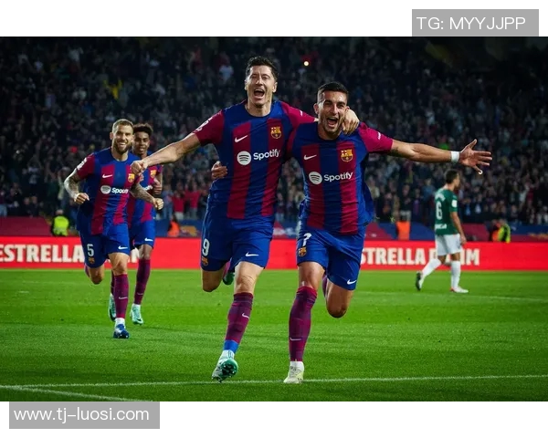 西甲劲旅巴塞罗那签下巴西新星,将助力球队夺得新赛季冠军