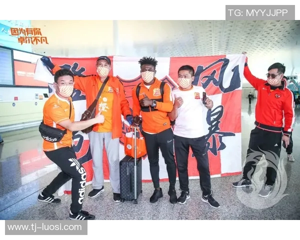 武汉卓尔足球奋勇争先全力以赴冲击新赛季目标展现球队拼搏精神与团结力量 武汉卓尔足球奋勇争先全力以赴冲击新赛季目标展现球队拼搏精神与团结力量