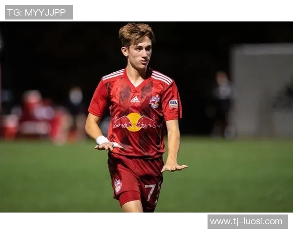 圣萨联盟迎战纽约红牛争夺赛季关键胜利的精彩对决 圣萨联盟迎战纽约红牛争夺赛季关键胜利的精彩对决