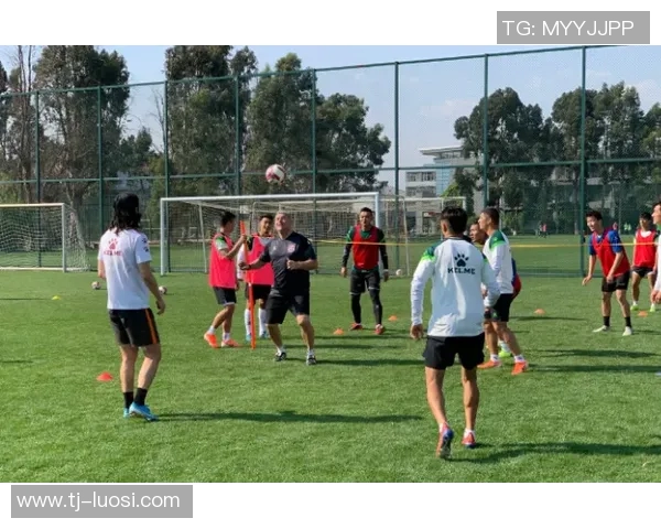 新疆二台精彩足球比赛直播全程回顾与精彩瞬间分享