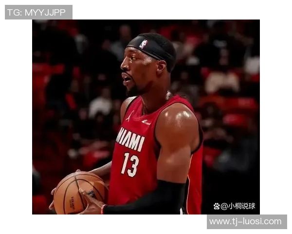 圣诞大战精彩上演鹈鹕与热火激烈对决引发球迷热议