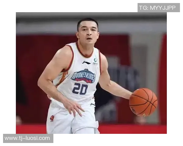 西热力江的篮球之路：从新疆小将到CBA明星球员的成长历程